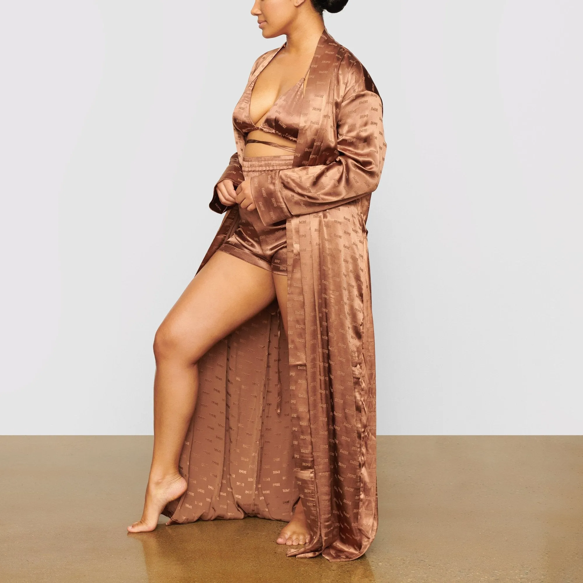 JACQUARD LONG ROBE | JASPER