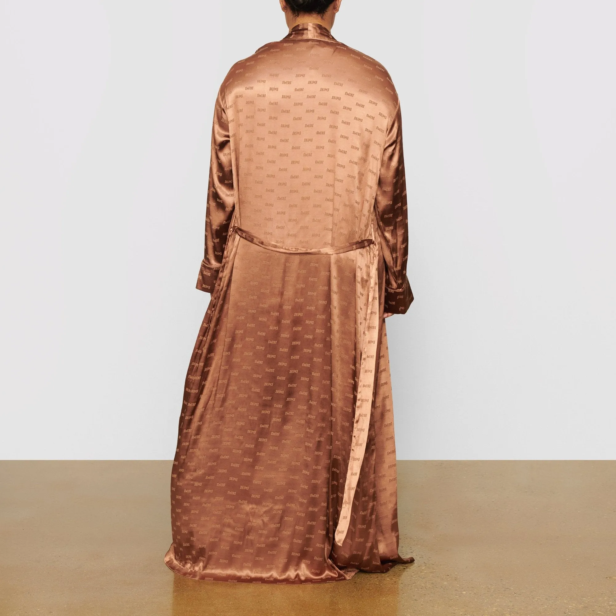 JACQUARD LONG ROBE | JASPER