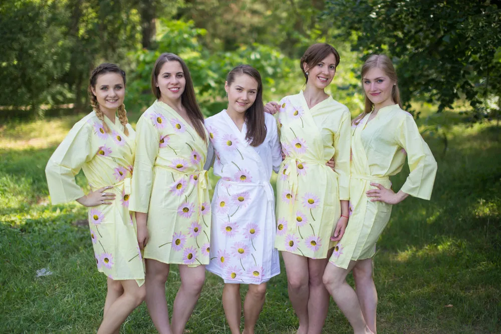 Light Yellow Falling Daisies Pattern Bridesmaids Robes