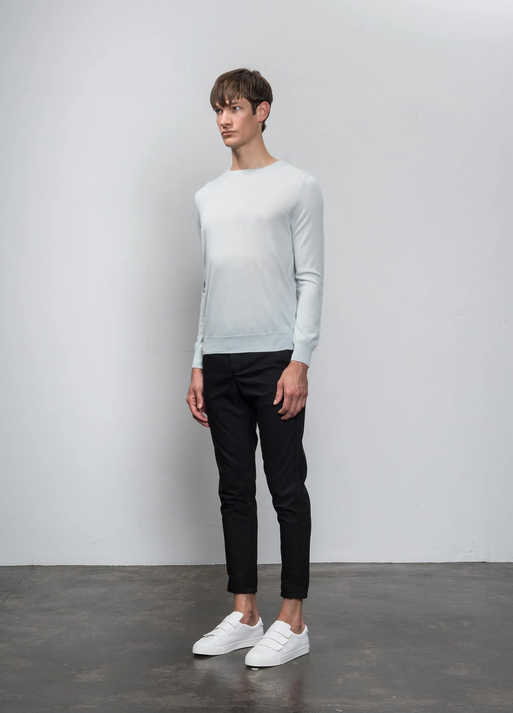 Men Lightweight Crew Neck_Mist